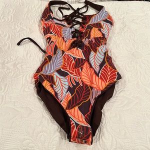 MAAJI NWOT but liner intact reversible one piece swim sz Small